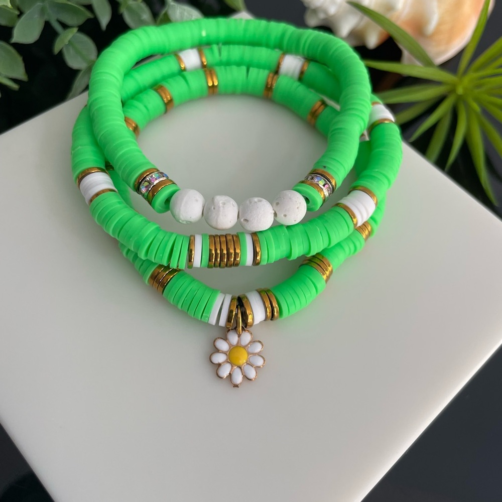 SET of 3 Green / White Polymer Clay Heishi Beaded Bracelet Hematite Gold Plated